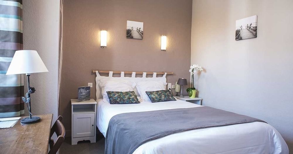 Les Charmettes Hotel Сен Мало Екстериор снимка