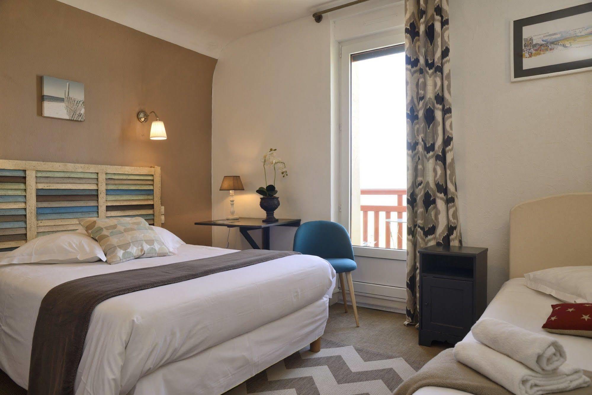 Les Charmettes Hotel Сен Мало Екстериор снимка